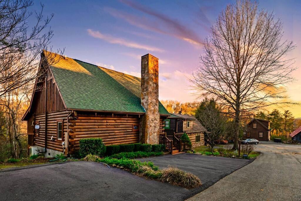 Mulberry Ridge Villa Сивиървил Екстериор снимка