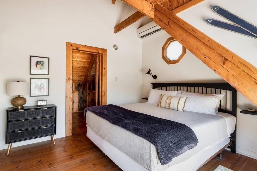 Mulberry Ridge Villa Сивиървил Екстериор снимка
