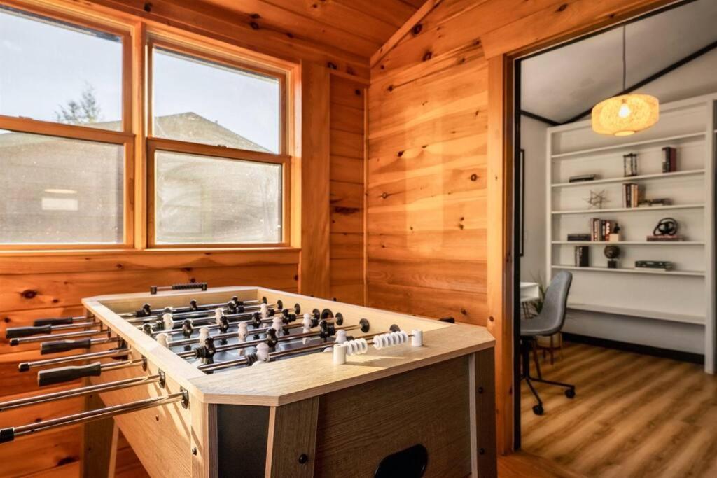Mulberry Ridge Villa Сивиървил Екстериор снимка