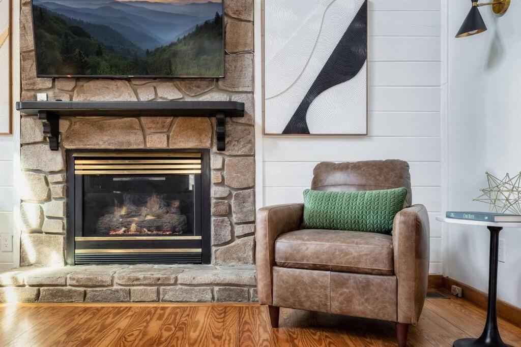 Mulberry Ridge Villa Сивиървил Екстериор снимка